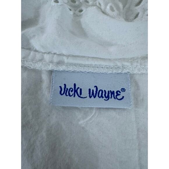 "Vicki Wayne" White Eyelet Cover Up,Cotton,Cottage Core,SZ M, 3/4 Sleeves,Purity - Picture 8 of 11